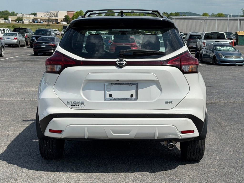 Used 2024 Nissan Kicks SR w/ Interior Electronics Package image 6