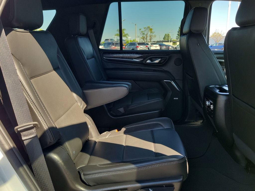 Used 2024 GMC Yukon Denali AWD/4WD image 28