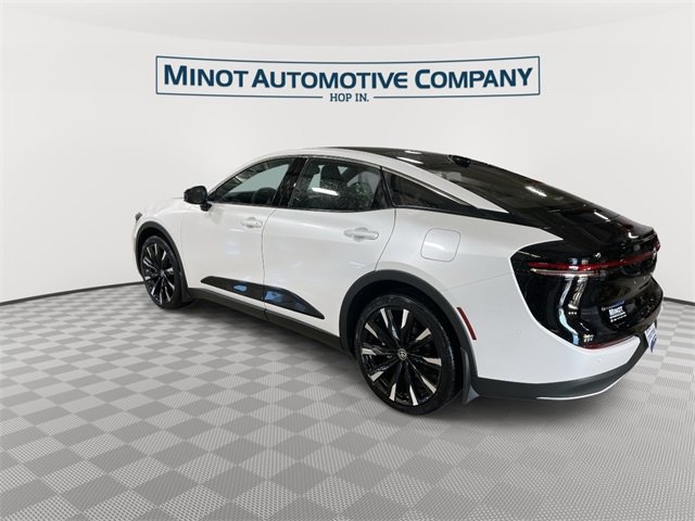 New 2026 Toyota Crown Platinum image 6