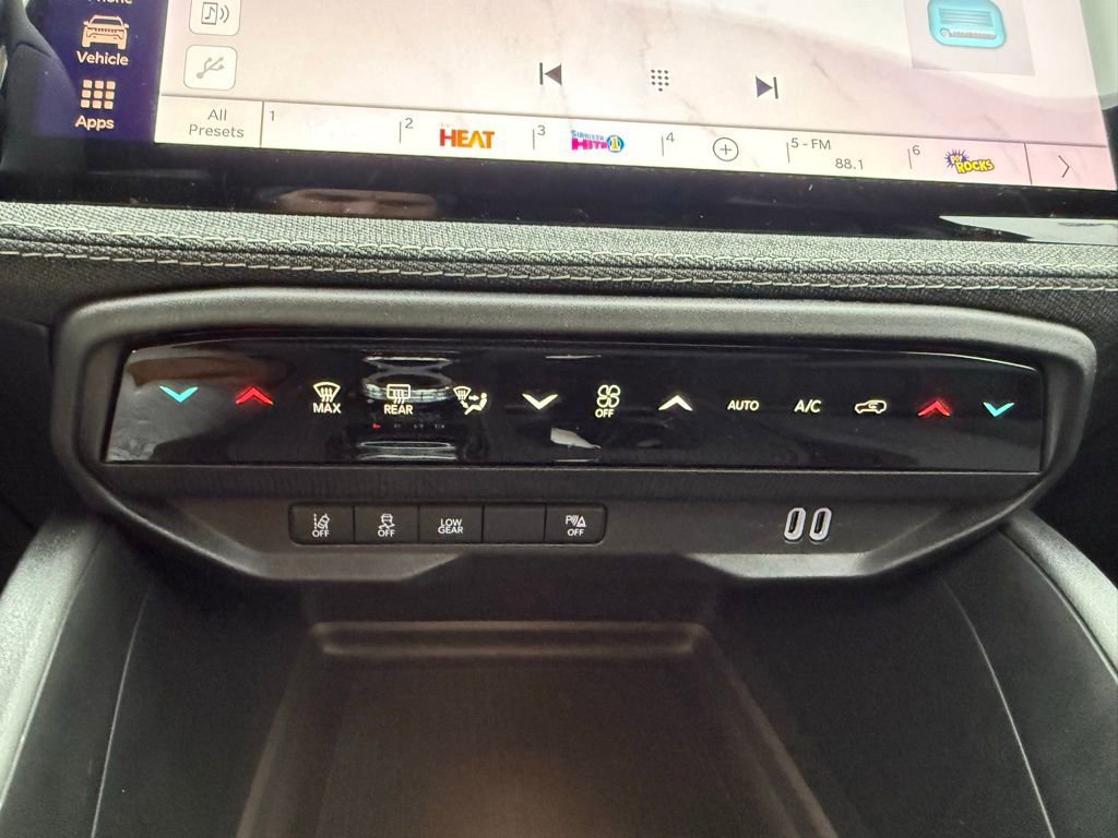 New 2026 Jeep Cherokee Laredo image 39