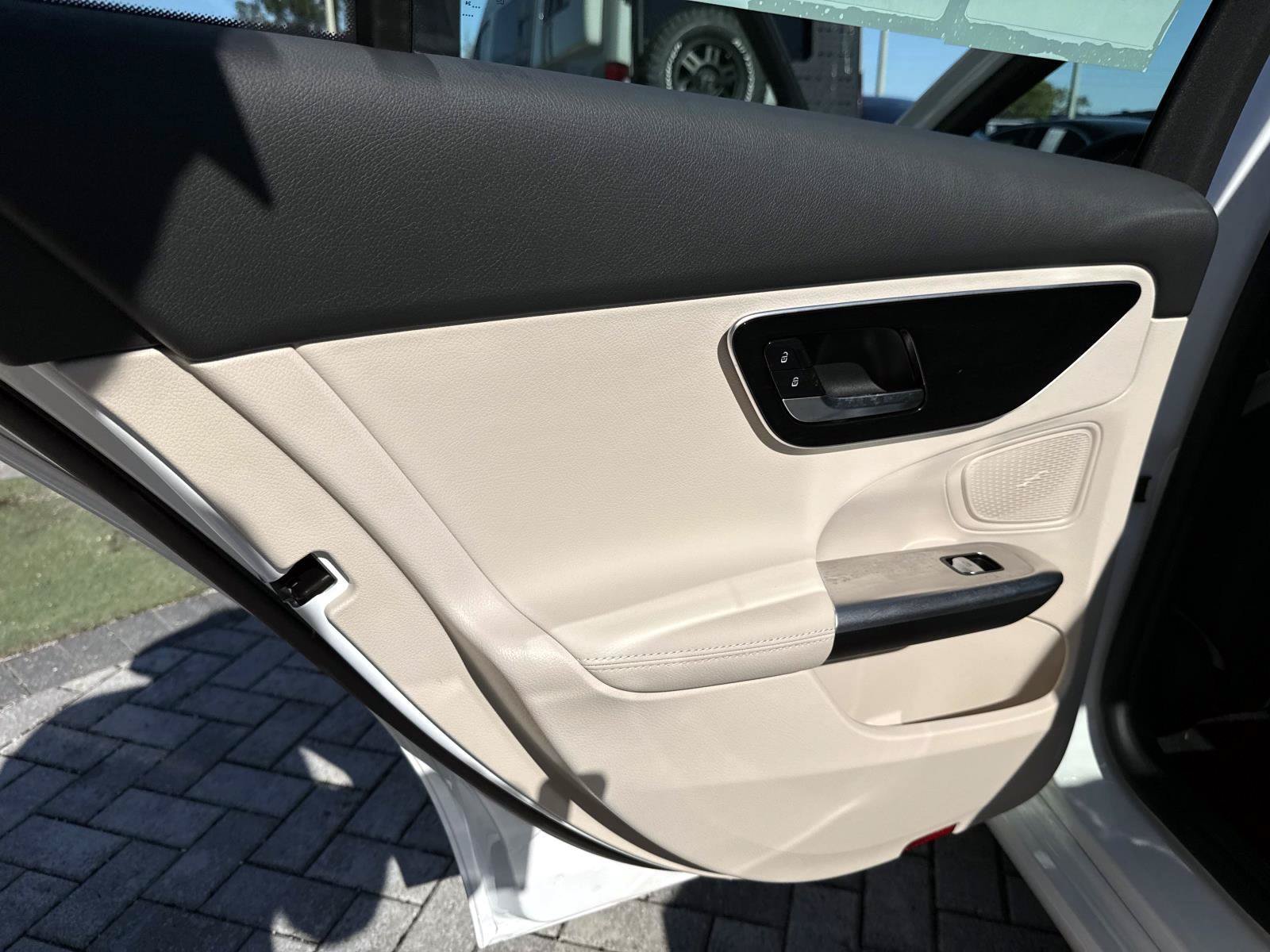 Certified 2024 Mercedes-Benz C 300 Sedan image 11