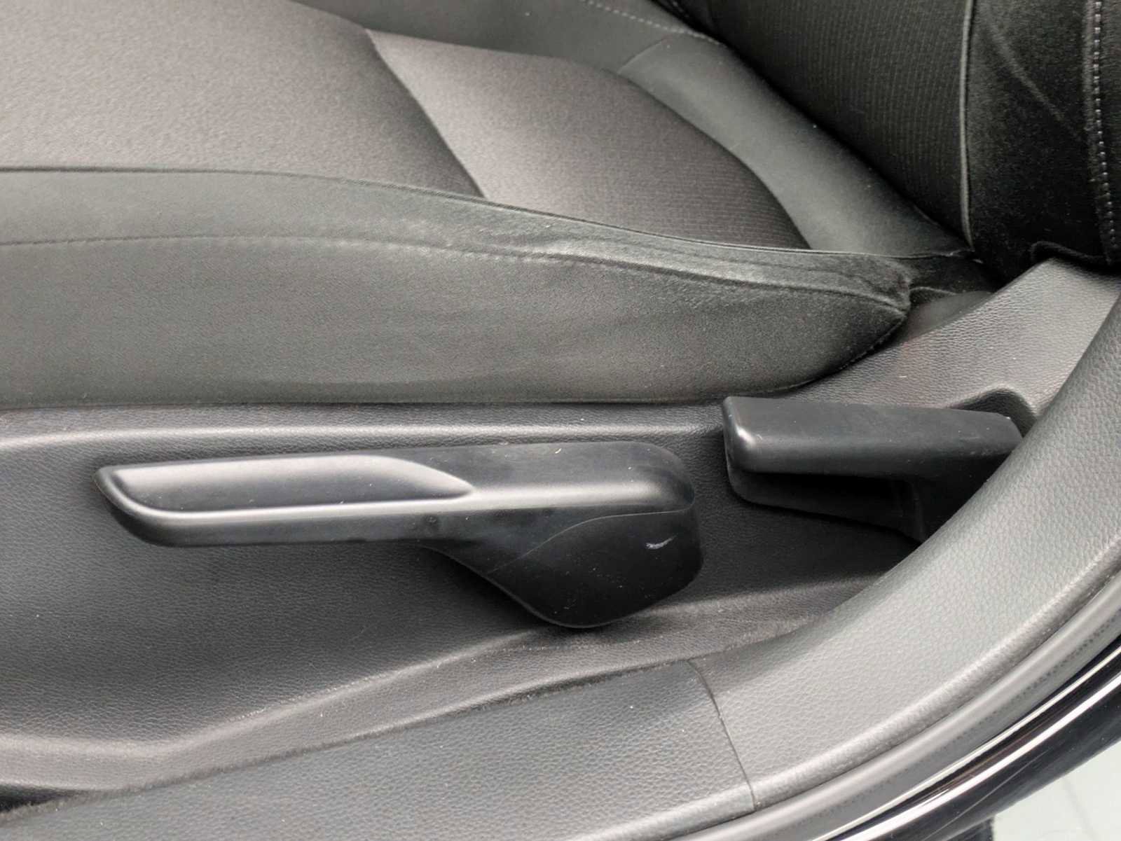 Used 2018 Honda Accord LX image 17