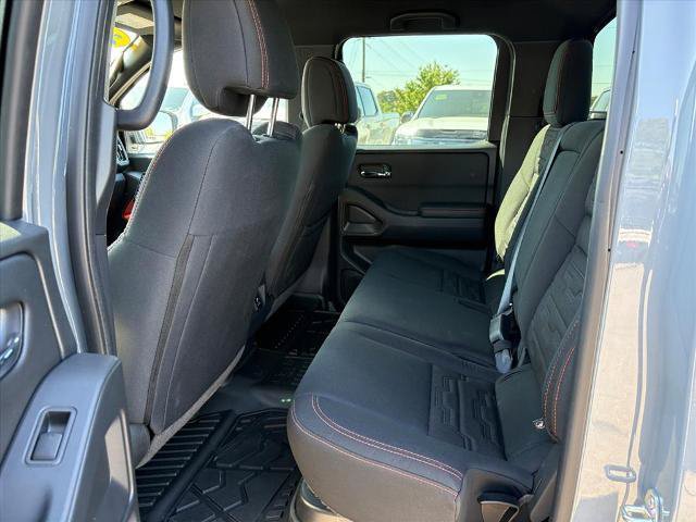 Used 2025 Nissan Frontier PRO-4X w/ Pro Convenience Package AWD/4WD image 19