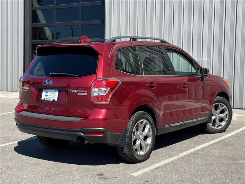 Used 2016 Subaru Forester 2.5i Touring AWD/4WD image 5