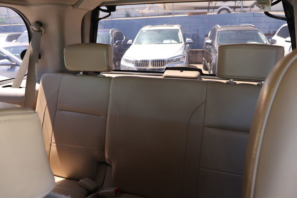 Used 2012 Nissan Armada SL w/ DVD FES Pkg RWD image 34
