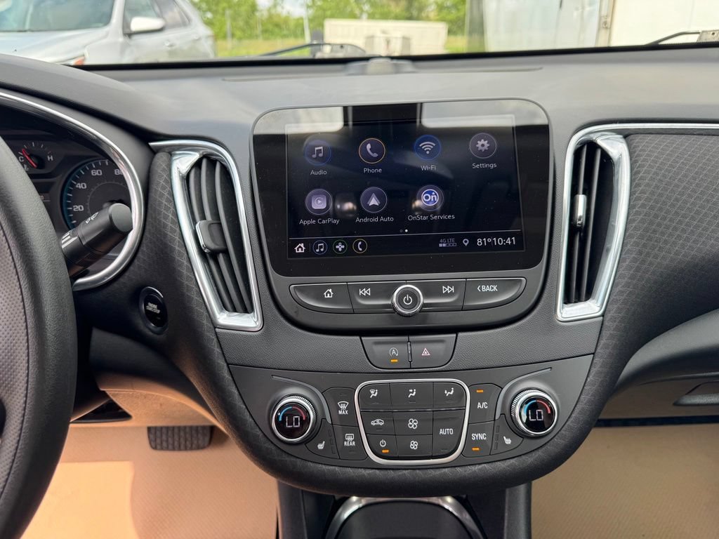 Used 2020 Chevrolet Malibu LT FWD image 15