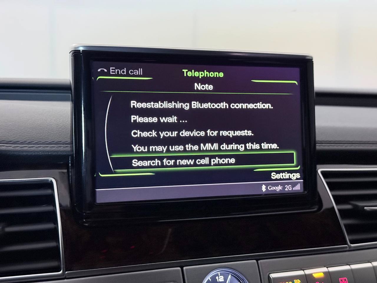 Used 2013 Audi A8 4.0T w/ Convenience Pkg AWD/4WD image 36