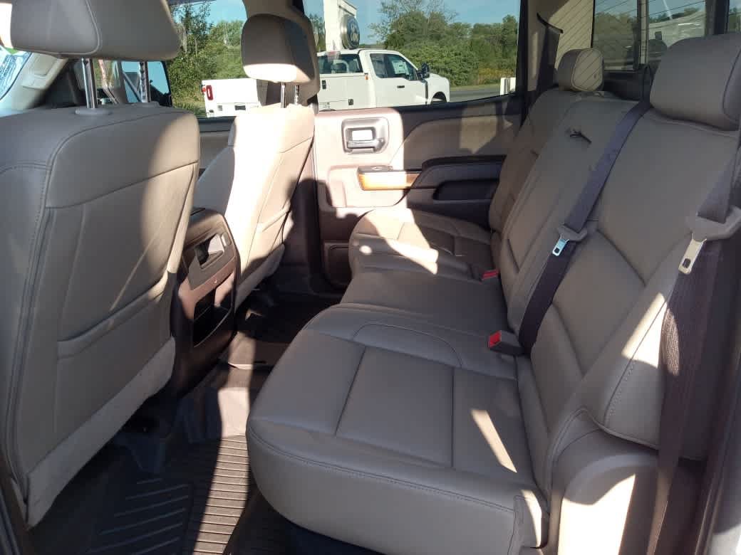 Used 2018 Chevrolet Silverado 1500 LTZ w/ Sport Package AWD/4WD image 29