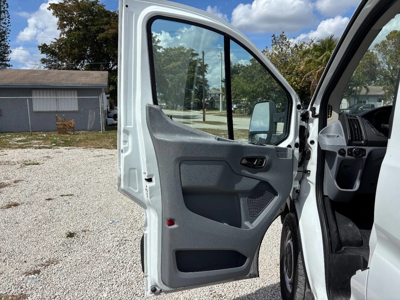 Used 2016 Ford Transit 150 130 Low Roof w/ Exterior Upgrade Package image 9