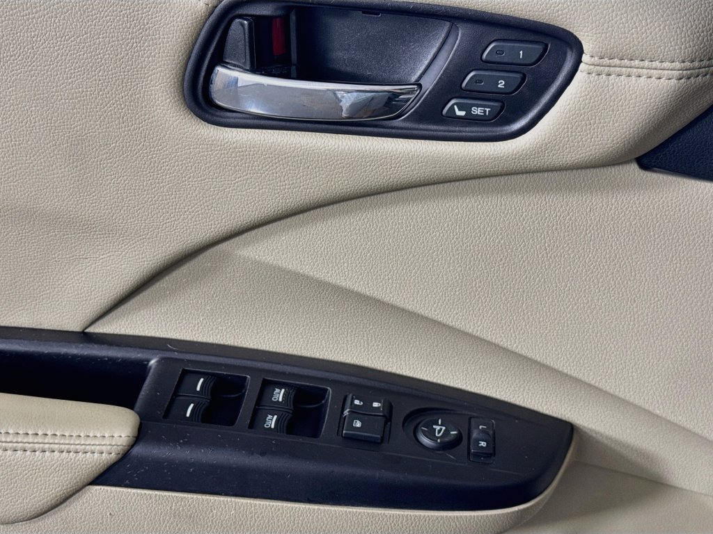 Used 2015 Acura RDX FWD image 20