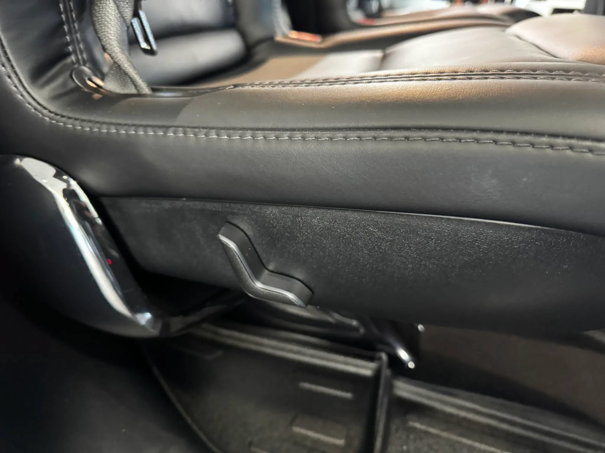 Used 2020 Tesla Model X AWD/4WD image 18