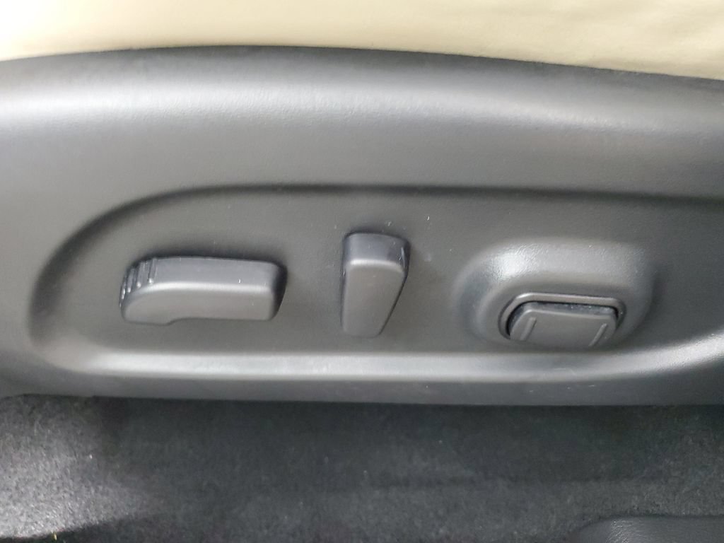 Used 2020 Nissan Murano Platinum w/ Cargo Package FWD image 21