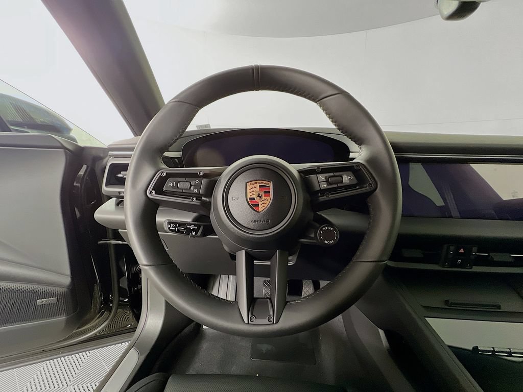 New 2026 Porsche Macan 4 Electric AWD/4WD image 12