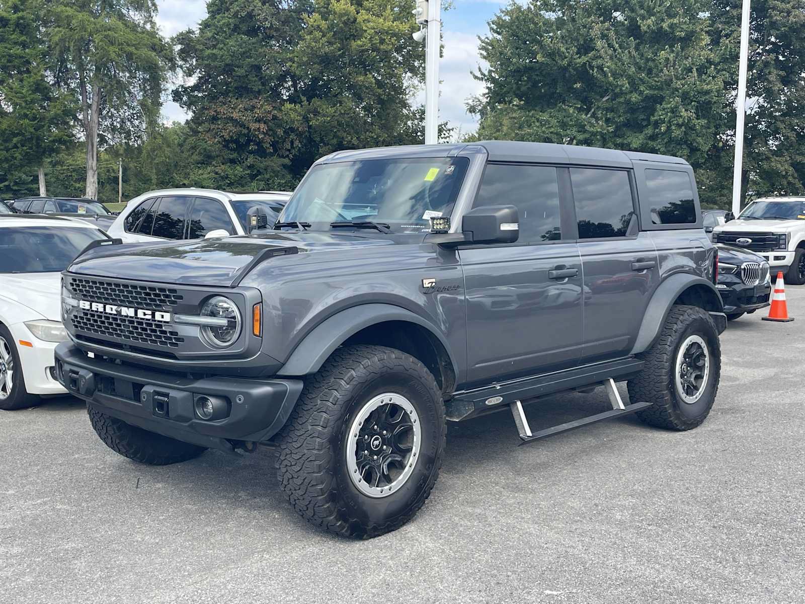 Used 2023 Ford Bronco Badlands AWD/4WD image 3