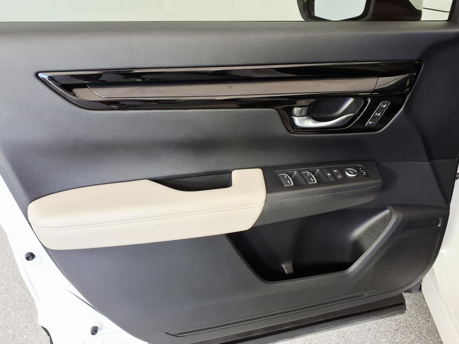 Used 2024 Honda CR-V EX-L image 15
