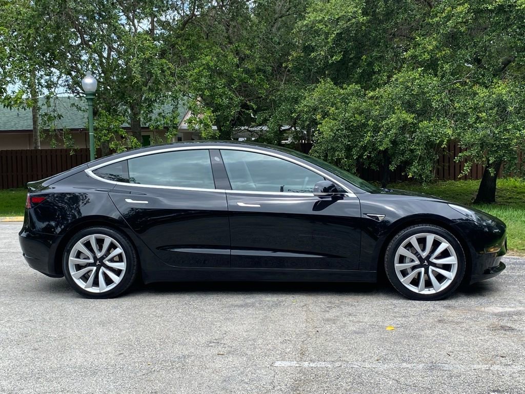 Used 2020 Tesla Model 3 Long Range AWD/4WD image 9