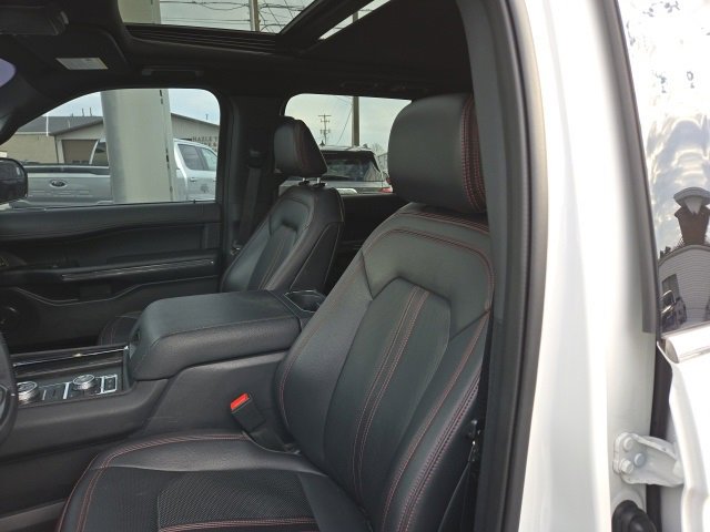 Used 2024 Ford Expedition Limited image 72