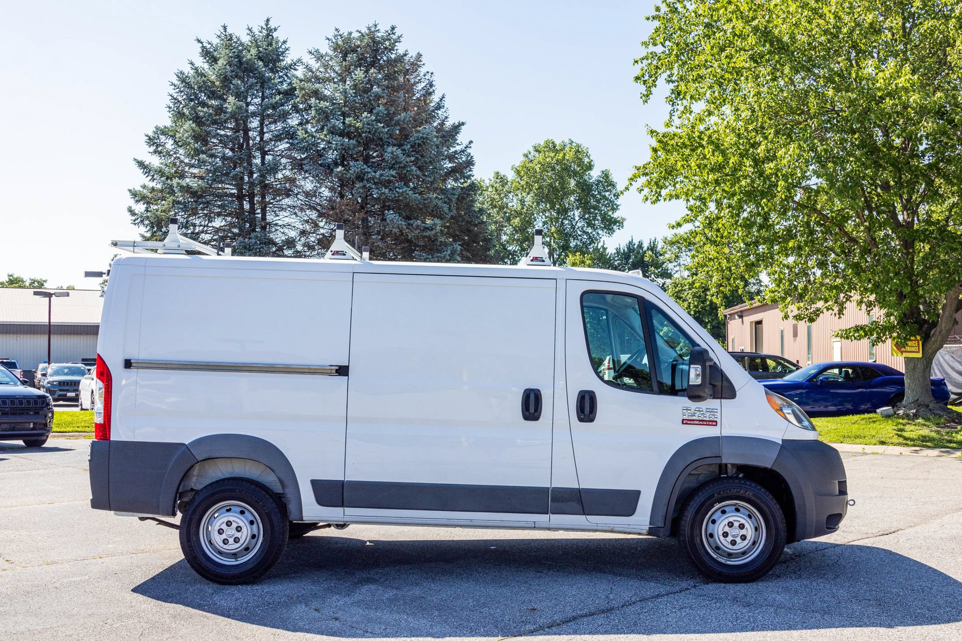 Used 2018 RAM ProMaster 1500 FWD image 11