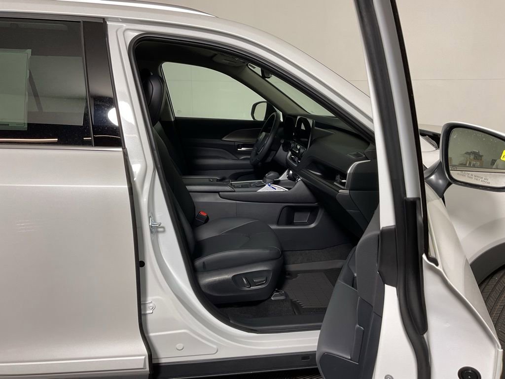 New 2026 Toyota Grand Highlander XLE AWD/4WD image 37