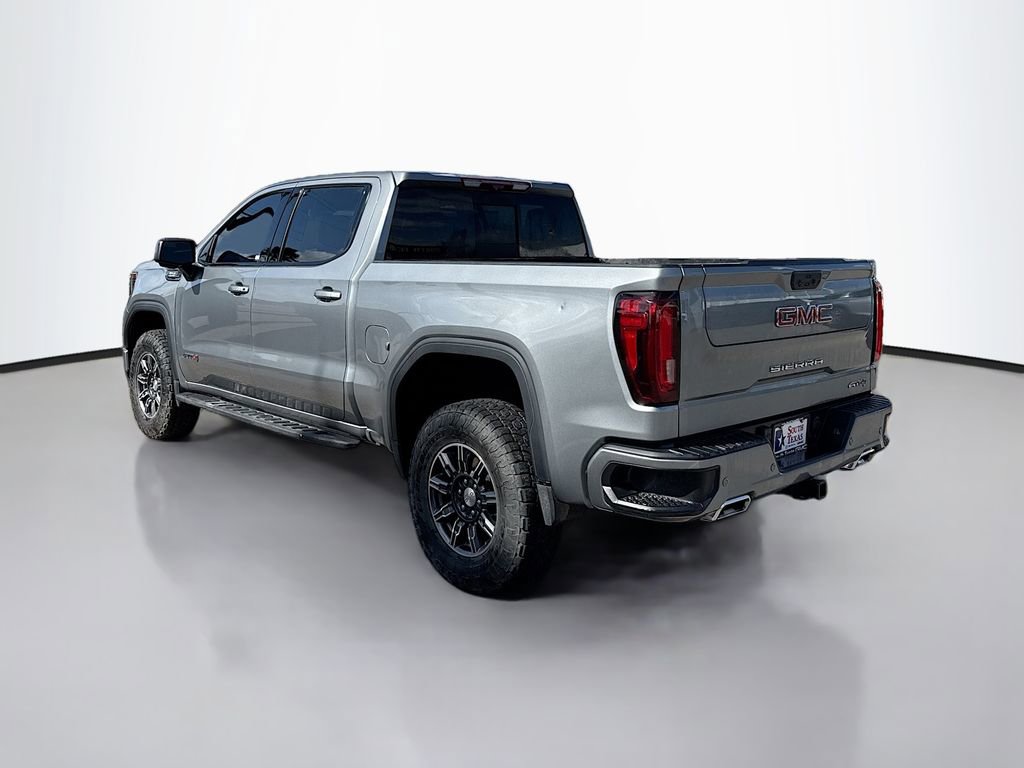 Used 2024 GMC Sierra 1500 AT4 w/ Technology Package image 5