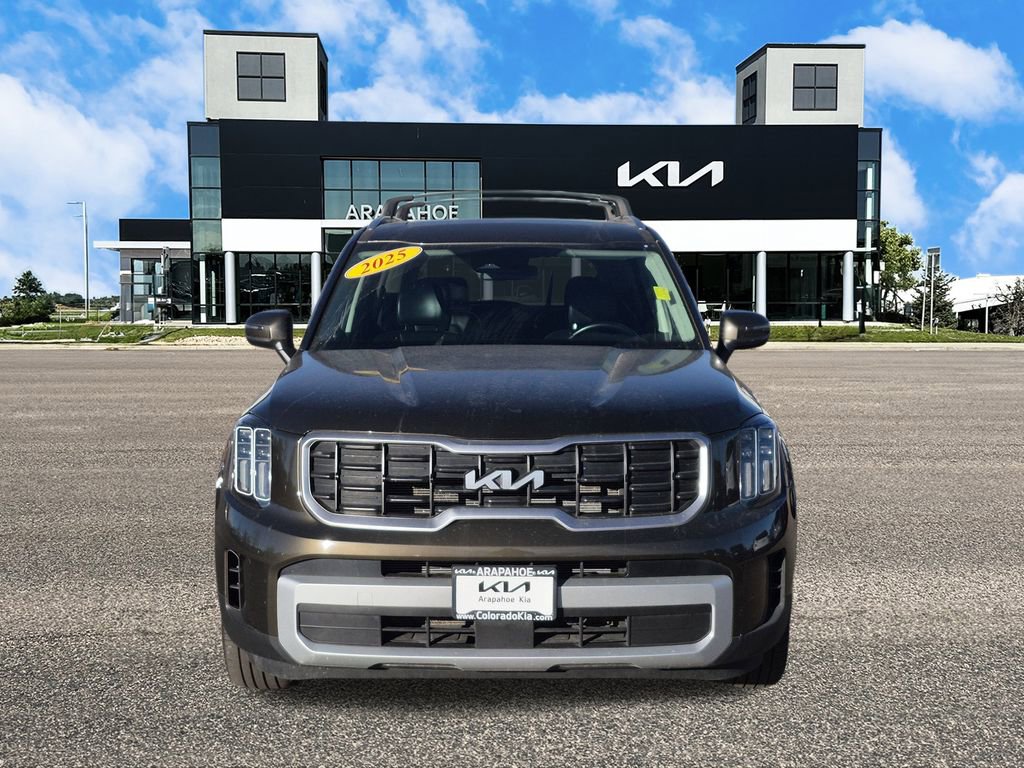 Certified 2025 Kia Telluride S image 4