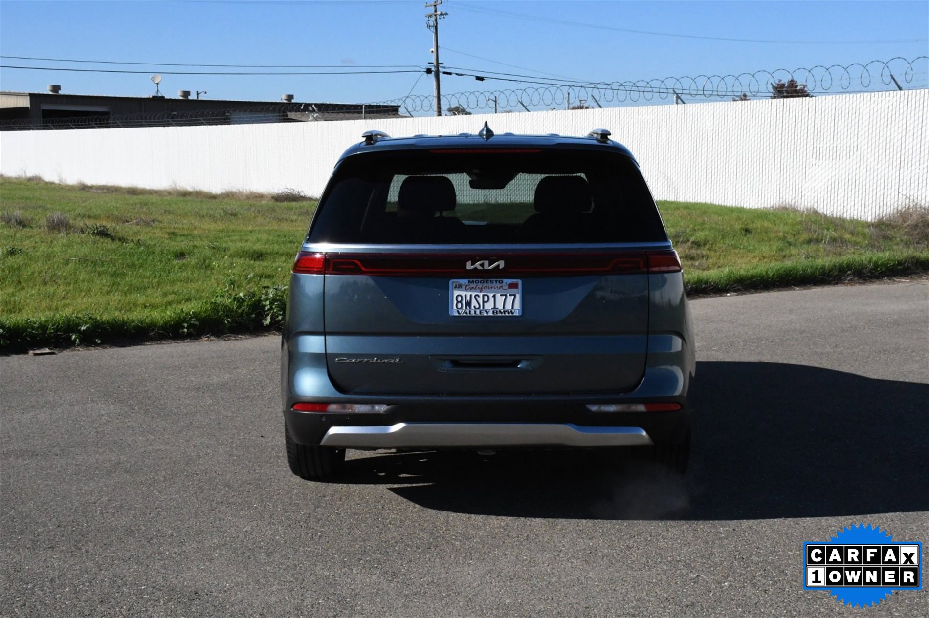 Used 2022 Kia Carnival SX Prestige image 5