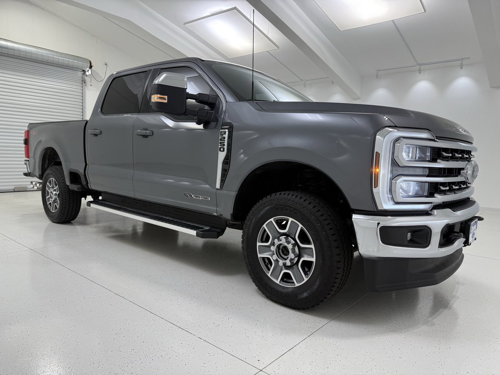 Used 2024 Ford F250 Lariat image 1