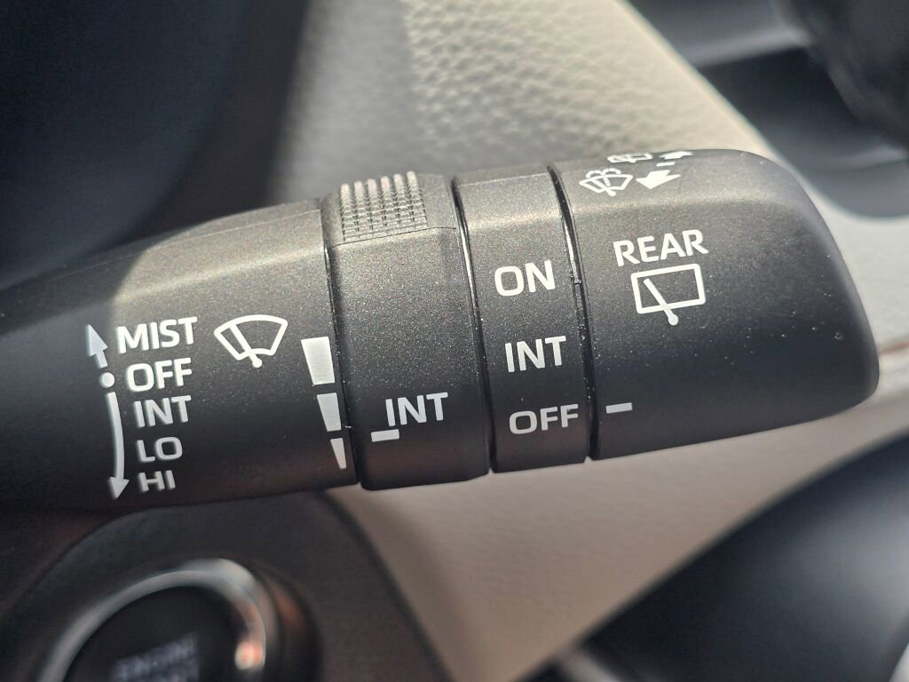 Certified 2025 Toyota RAV4 XLE Premium image 30