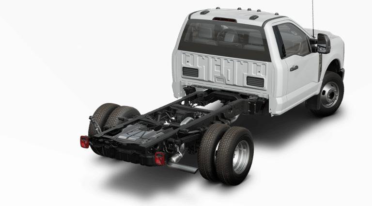 New 2025 Ford F350 XL w/ XL Chrome Package image 3