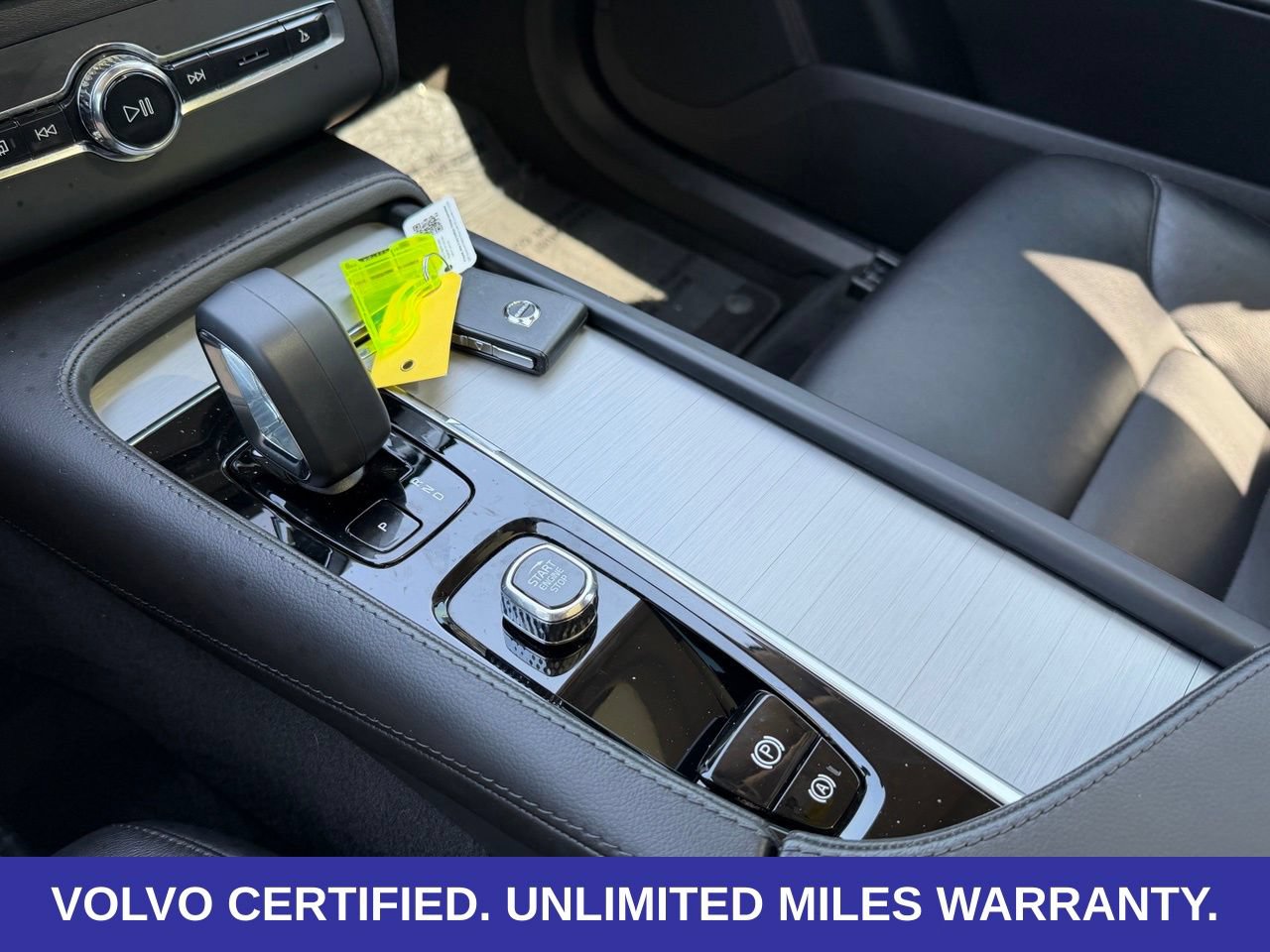 Certified 2023 Volvo XC90 B5 Core w/ Climate Package AWD/4WD image 21