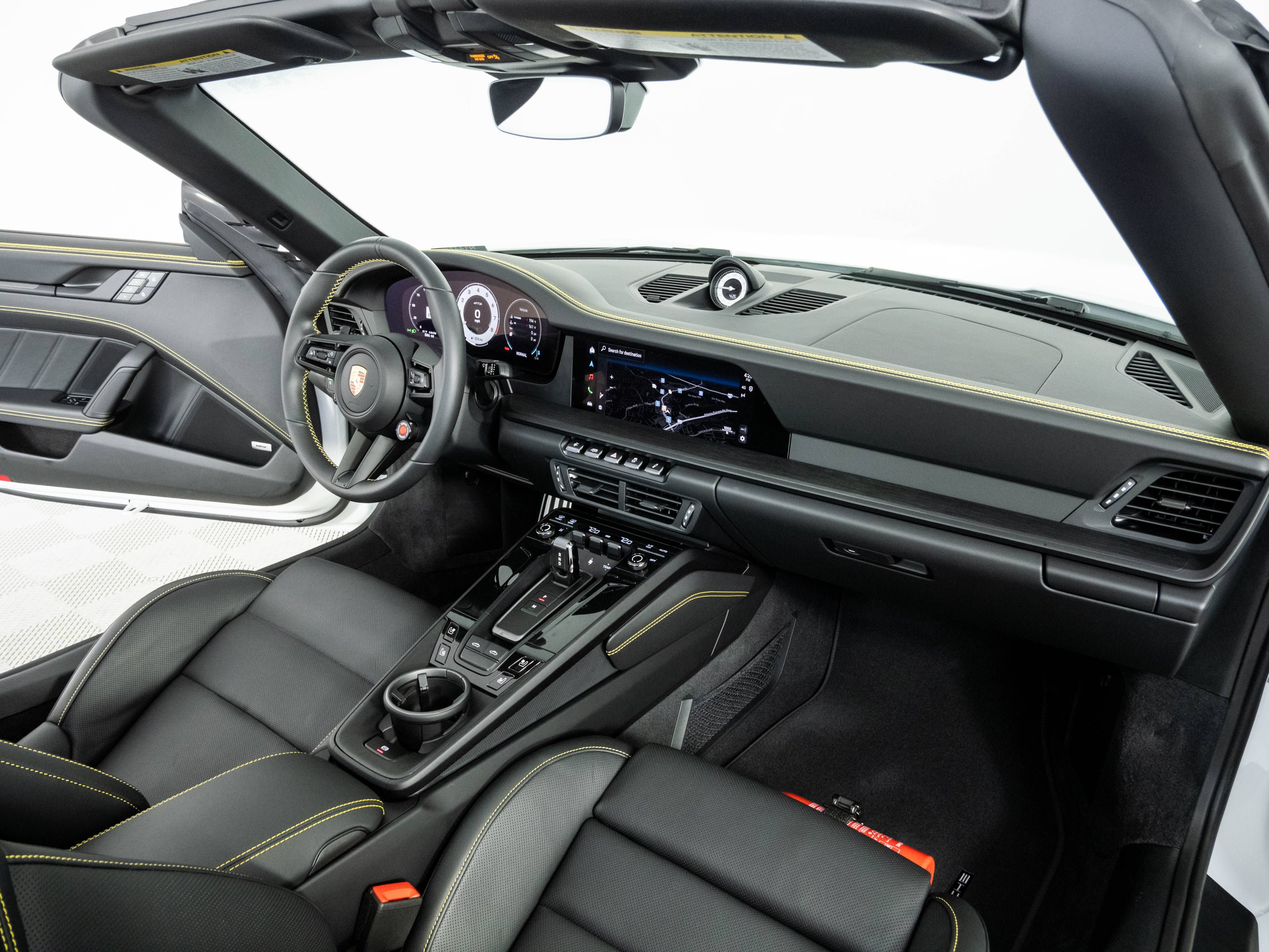 Certified 2026 Porsche 911 Targa 4 GTS AWD/4WD image 20