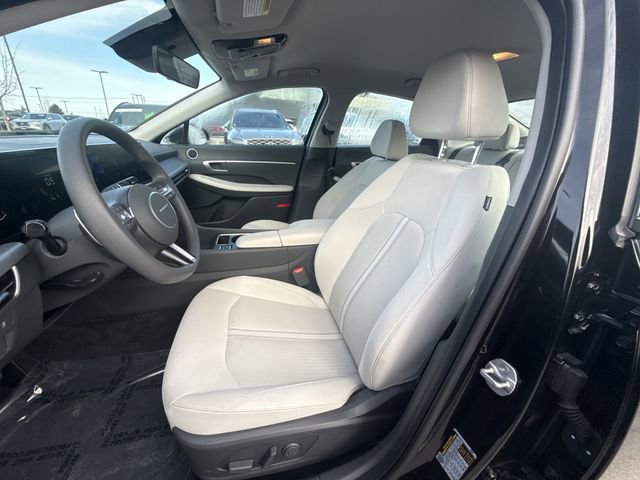 Used 2025 Hyundai Sonata SEL image 11
