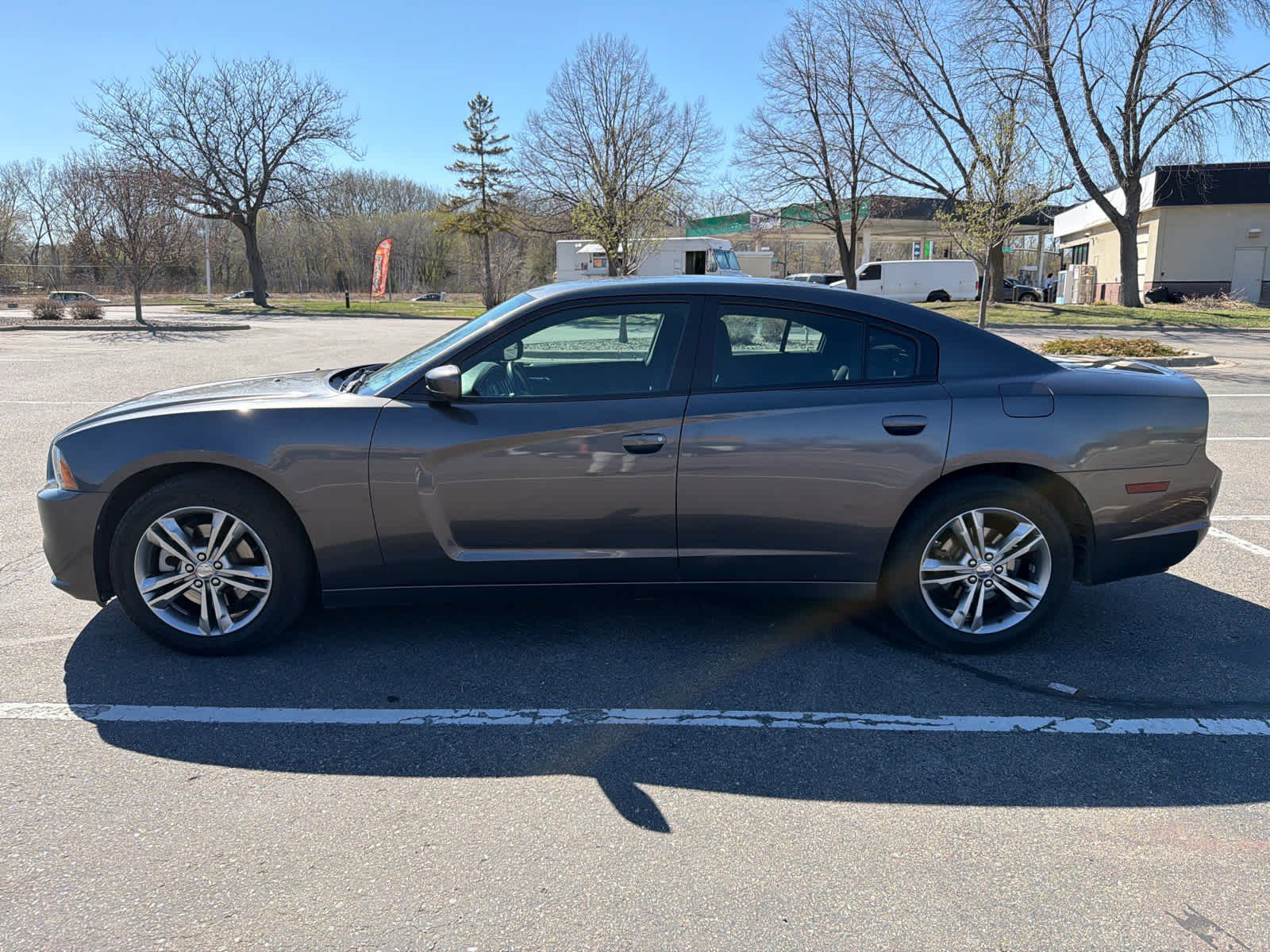 Used 2014 Dodge Charger SE image 8