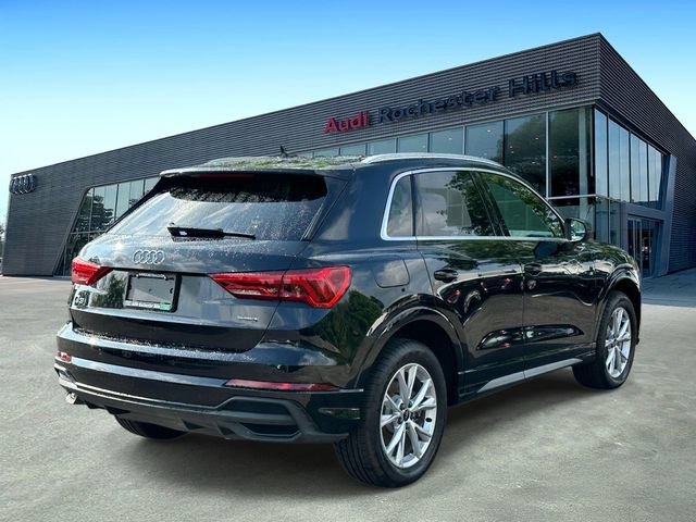 Used 2023 Audi Q3 2.0T Premium w/ Convenience Package AWD/4WD image 5