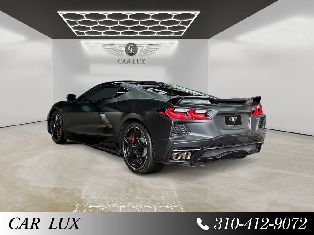Used 2021 Chevrolet Corvette Stingray Premium Cpe w/ Z51 Performance Package RWD image 3
