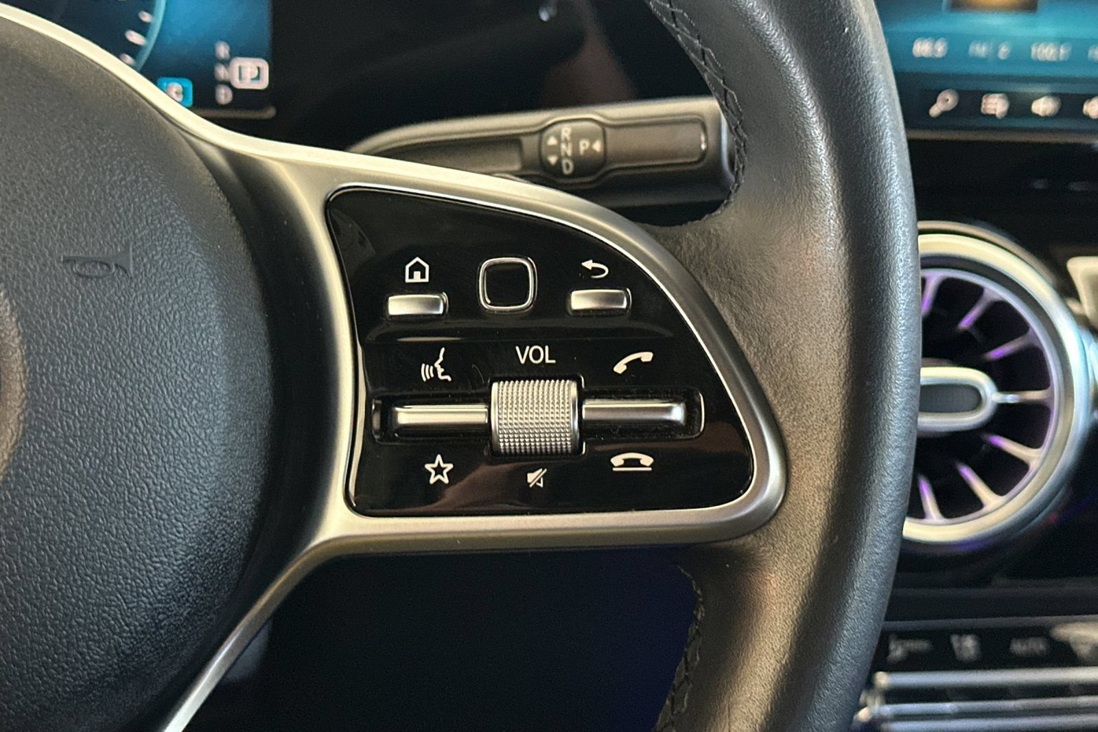 Certified 2021 Mercedes-Benz GLA 250 image 30