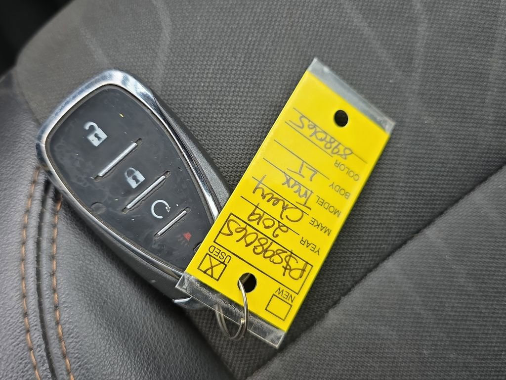 Used 2019 Chevrolet Trax LT w/ LT Convenience Package AWD/4WD image 22