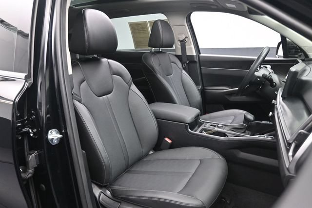 Used 2025 Kia Sorento S w/ Panoramic Sunroof Package FWD image 30