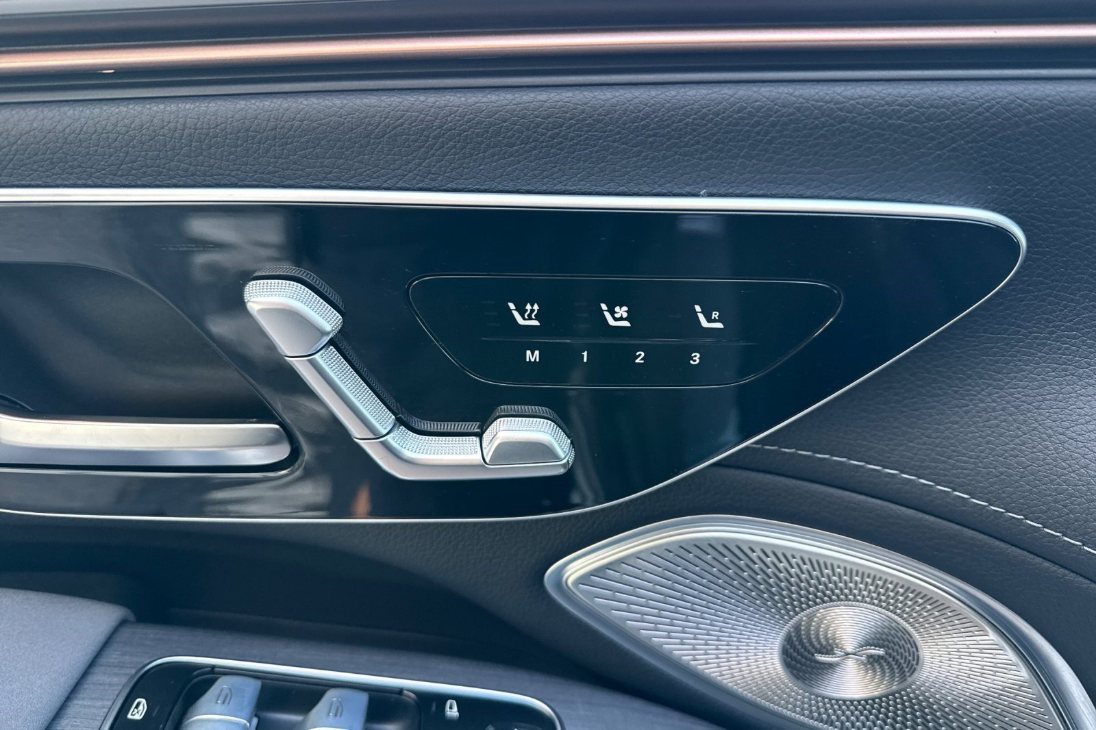 Certified 2024 Mercedes-Benz EQS 450+ 4MATIC SUV image 30