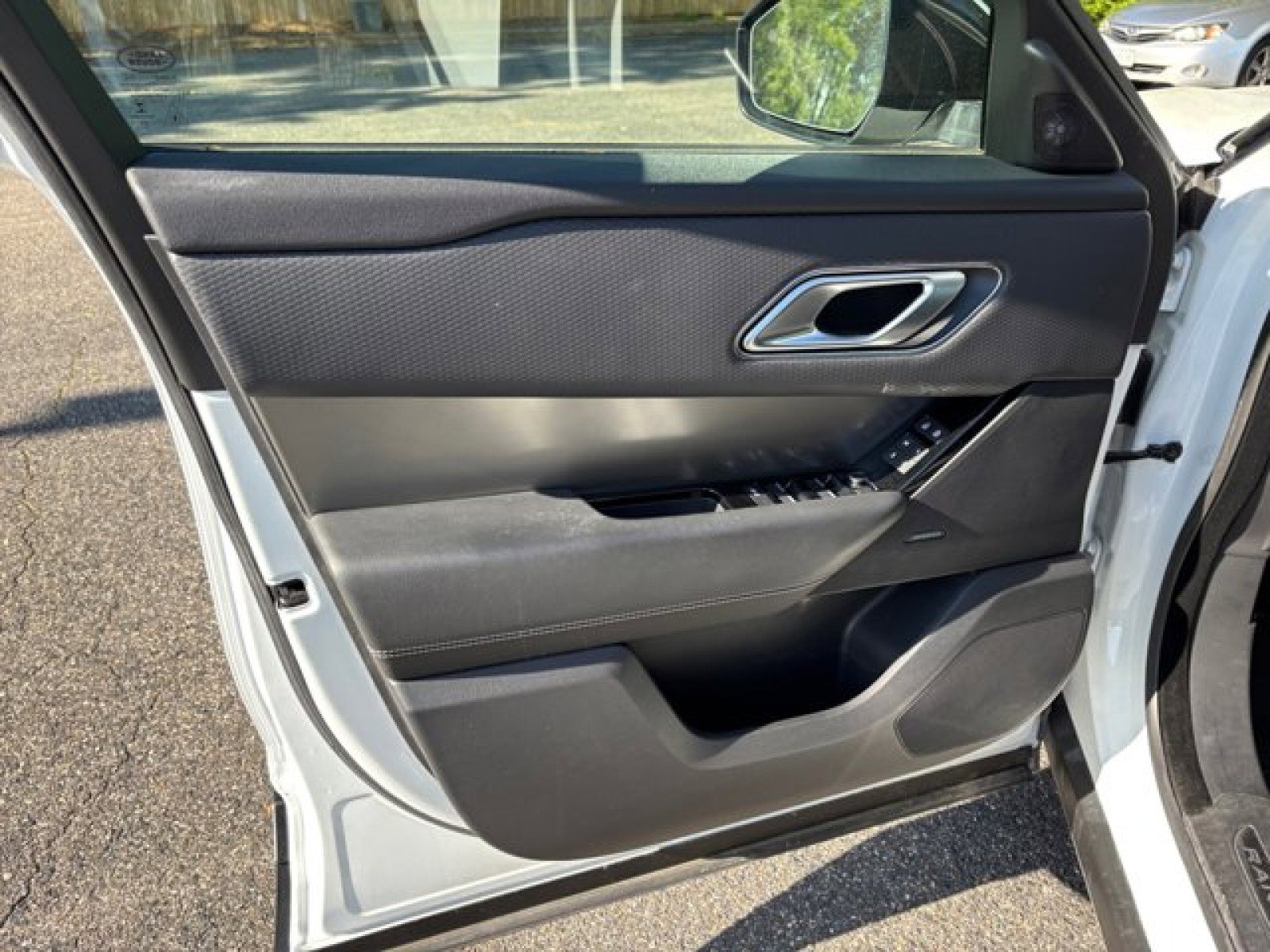 Certified 2021 Land Rover Range Rover Velar S image 21