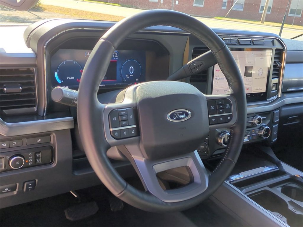 Used 2024 Ford F250 Lariat image 14