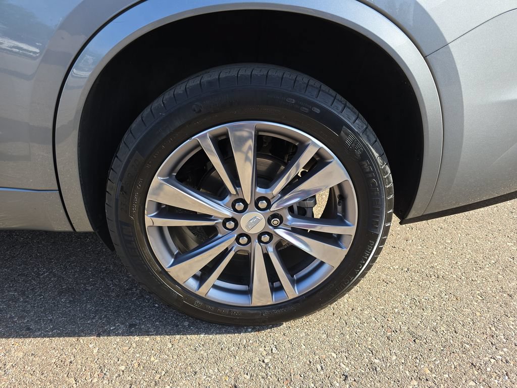 Certified 2024 Cadillac XT6 Premium Luxury w/ LPO, Floor Liner Package AWD/4WD image 37