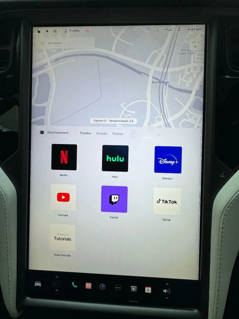 Used 2020 Tesla Model X Long Range AWD/4WD image 26