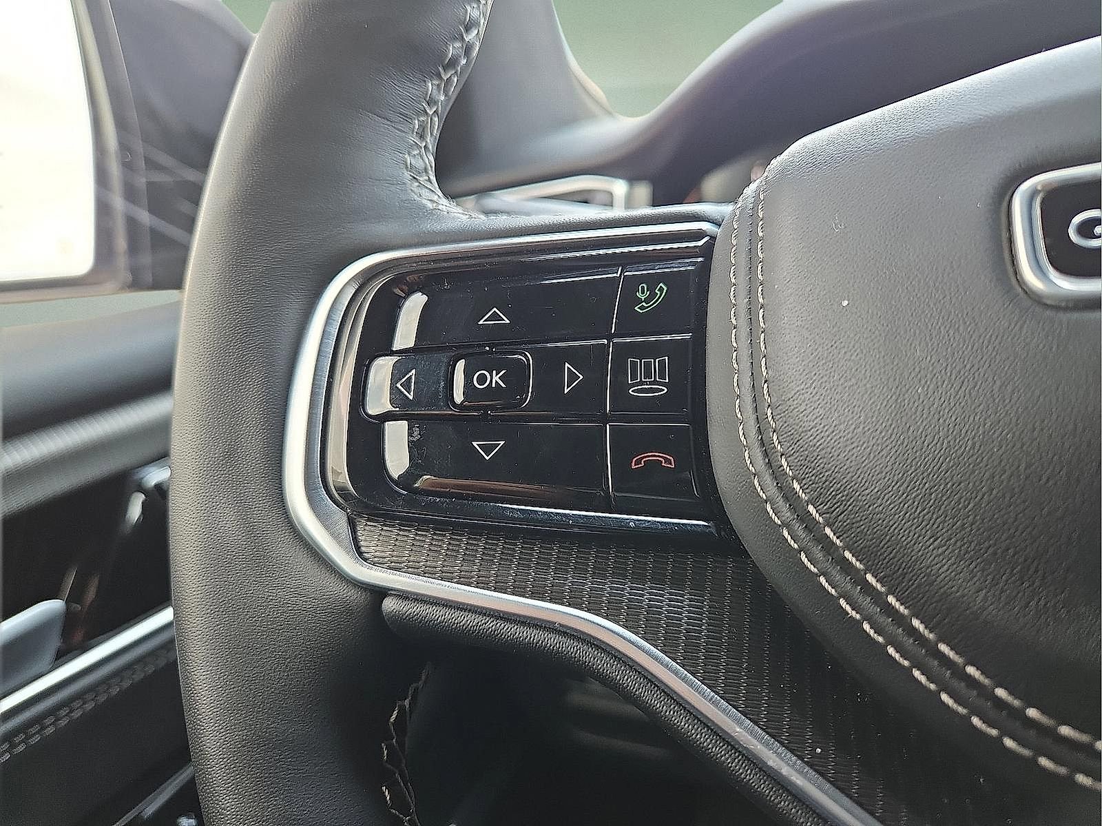 Used 2024 Jeep Grand Wagoneer L Series II w/ Quick Order Packagew 28T image 21