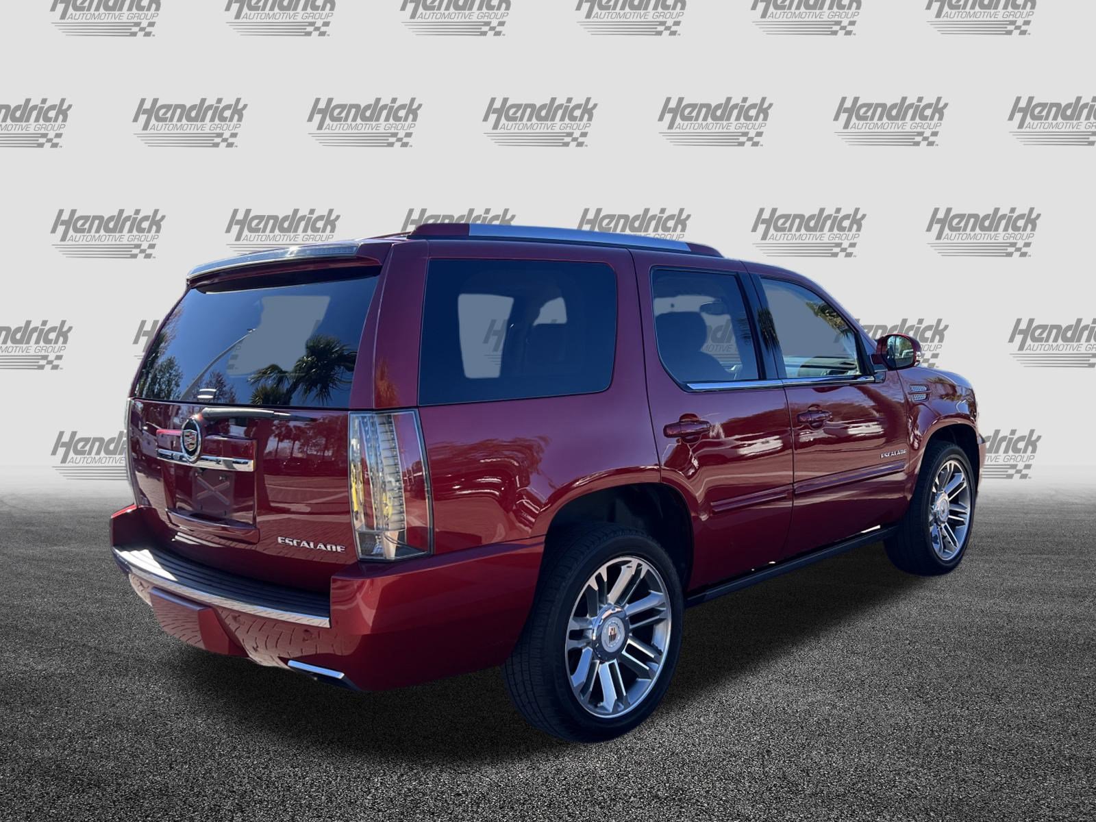 Used 2014 Cadillac Escalade Premium image 10