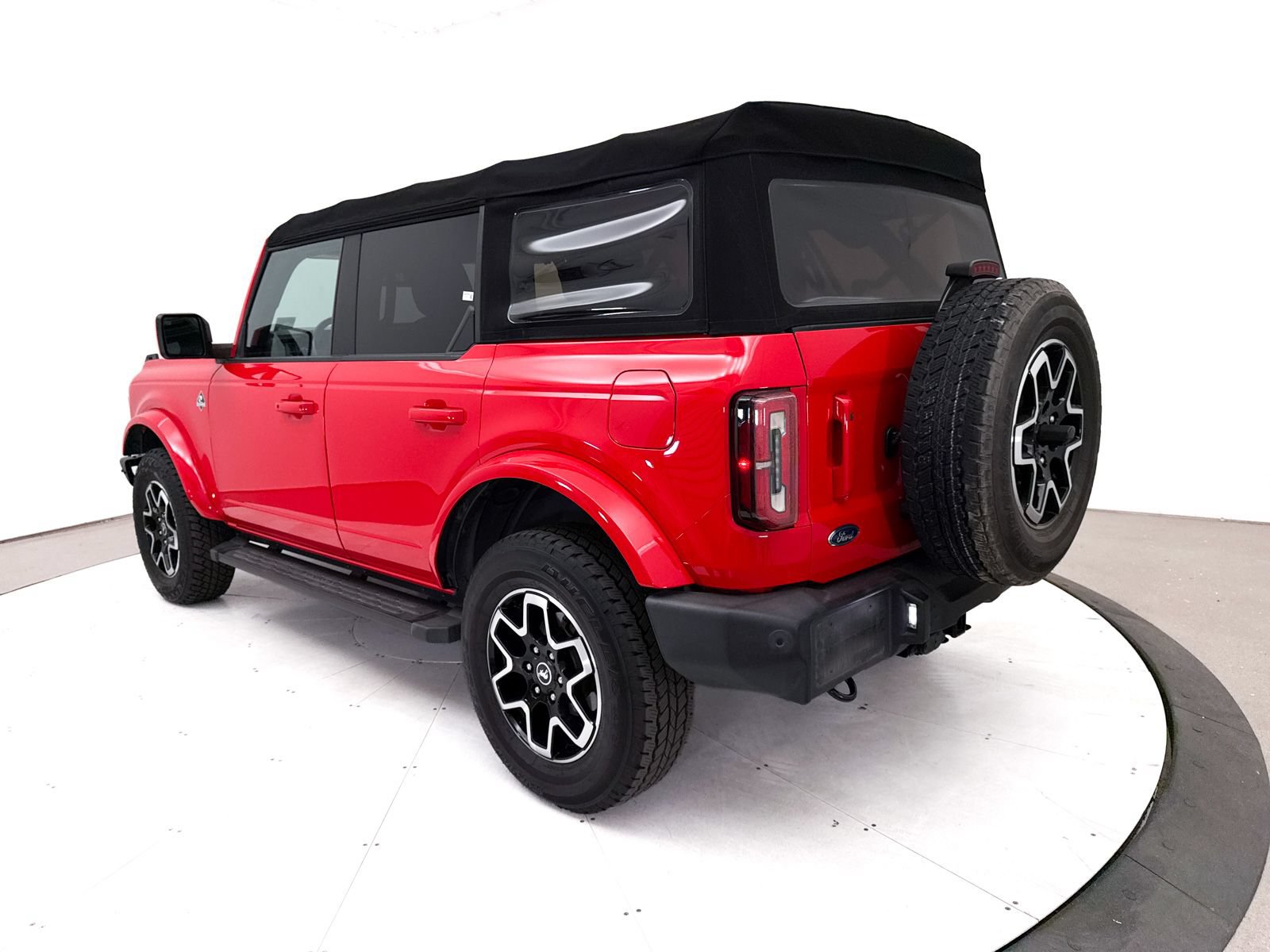 Used 2021 Ford Bronco Outer Banks AWD/4WD image 13