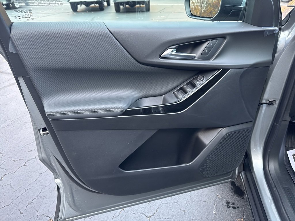 New 2026 Chevrolet Equinox LT image 7