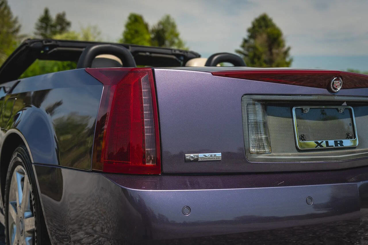 Used 2004 Cadillac XLR image 60