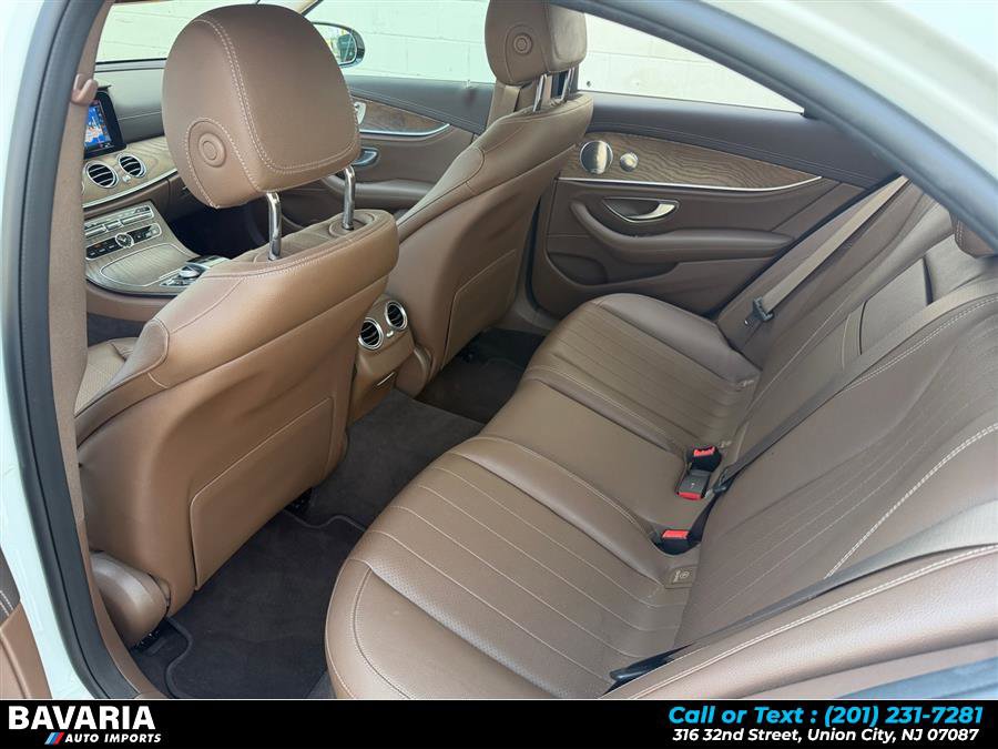 Used 2018 Mercedes-Benz E 300 4MATIC image 22
