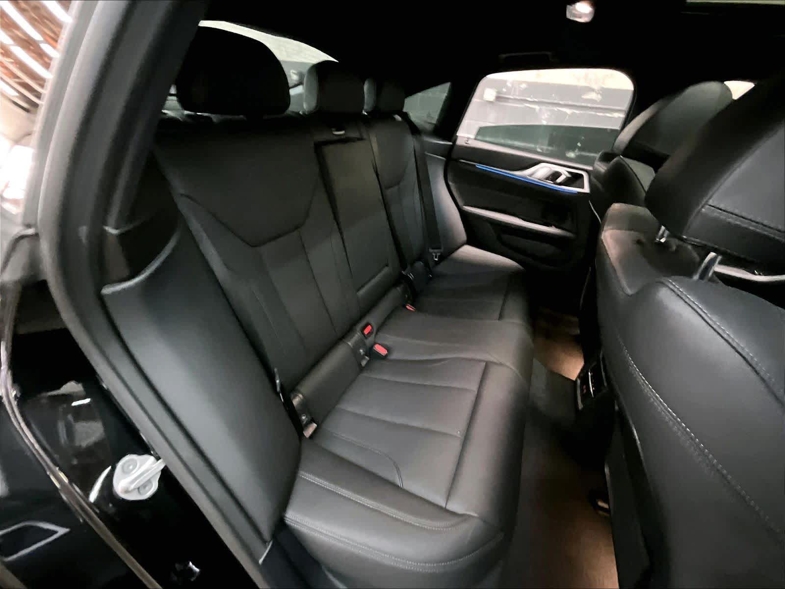 Used 2023 BMW i4 eDrive40 w/ Premium Package RWD image 31